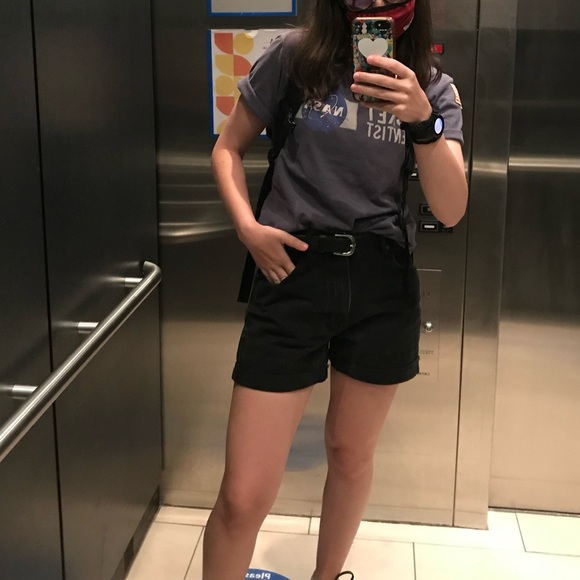 Black Jean Cuffed Shorts - Picture 4 of 4